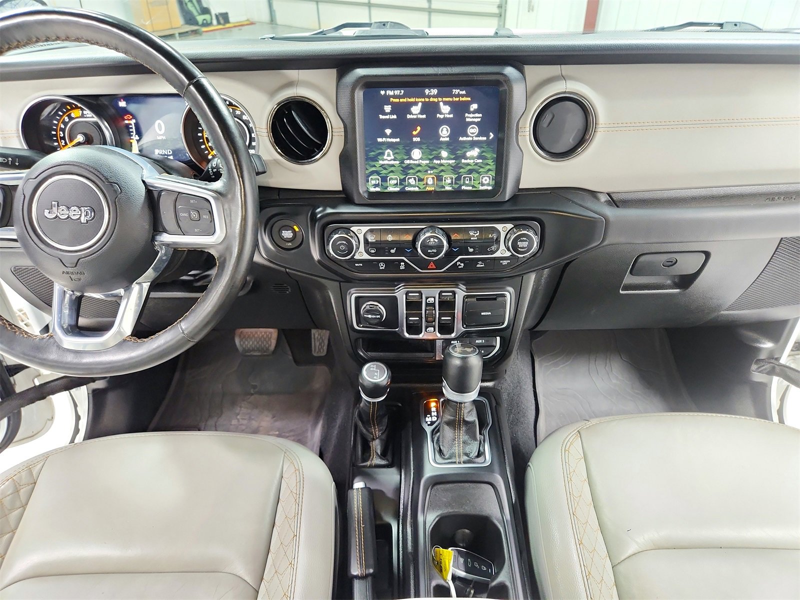 Used 2023 Jeep Wrangler Altitude image 25