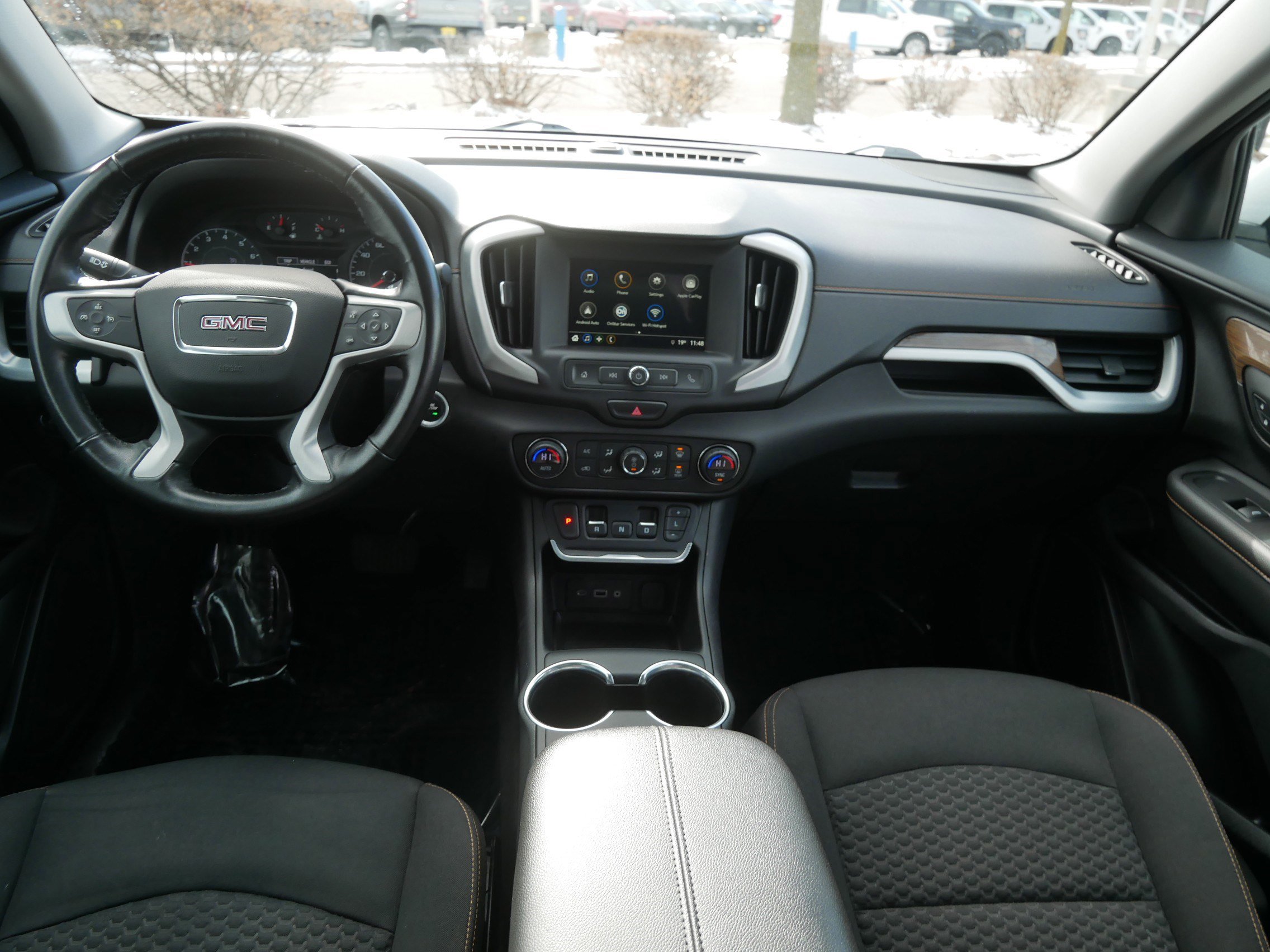 Used 2018 GMC Terrain SLE w/ Driver Convenience Package image 10