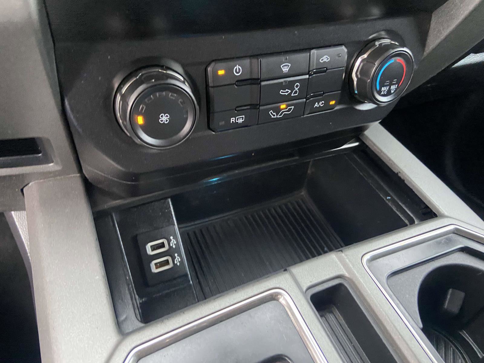 Used 2019 Ford F150 Raptor image 12