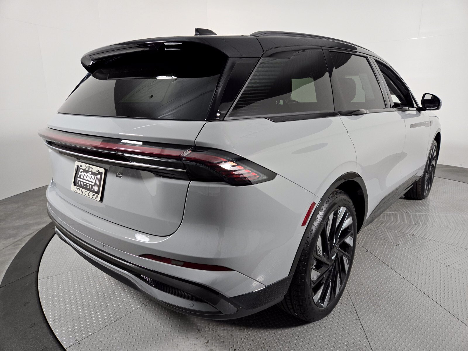 New 2026 Lincoln Nautilus Reserve AWD/4WD image 4