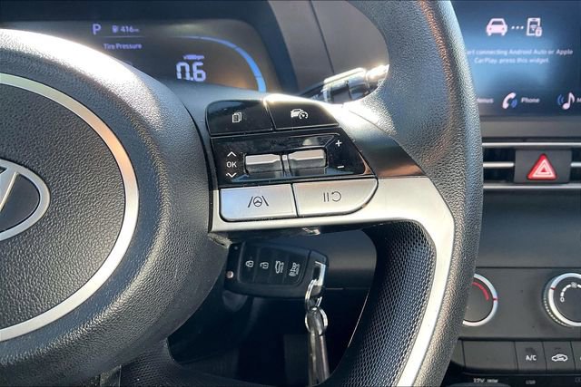 Used 2024 Hyundai Elantra SE image 21