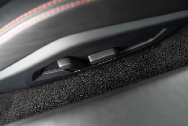 Used 2016 Lamborghini Huracan LP 580-2 RWD image 49
