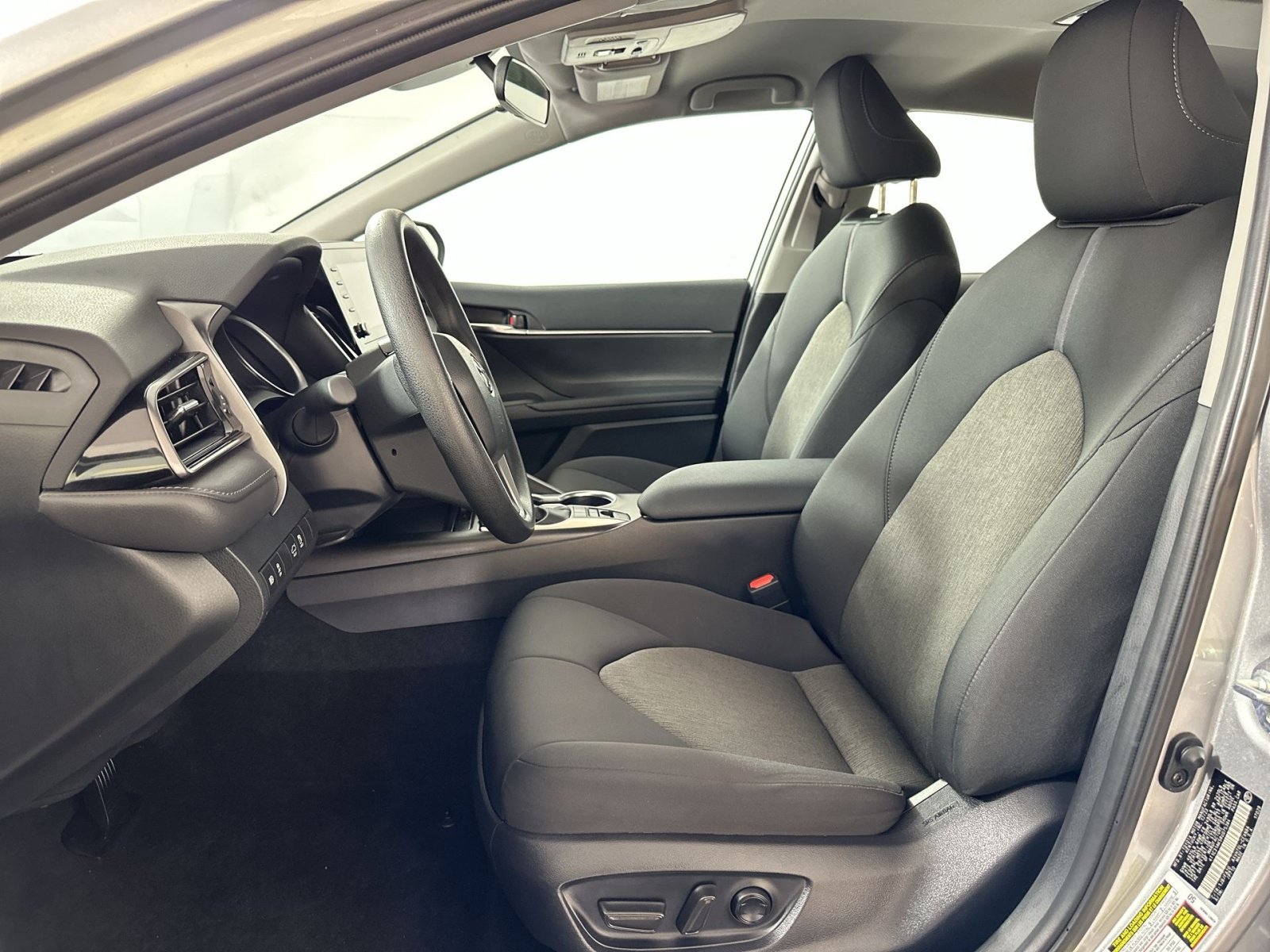 Used 2024 Toyota Camry LE FWD image 13
