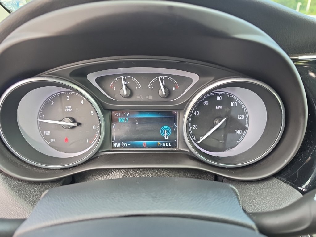 Used 2020 Buick Envision Essence w/ LPO, Cargo Package FWD image 18
