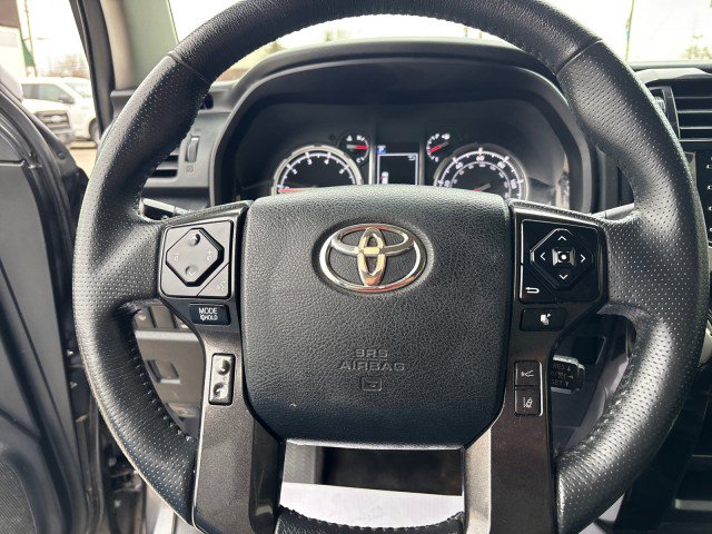 Used 2021 Toyota 4Runner Venture image 11