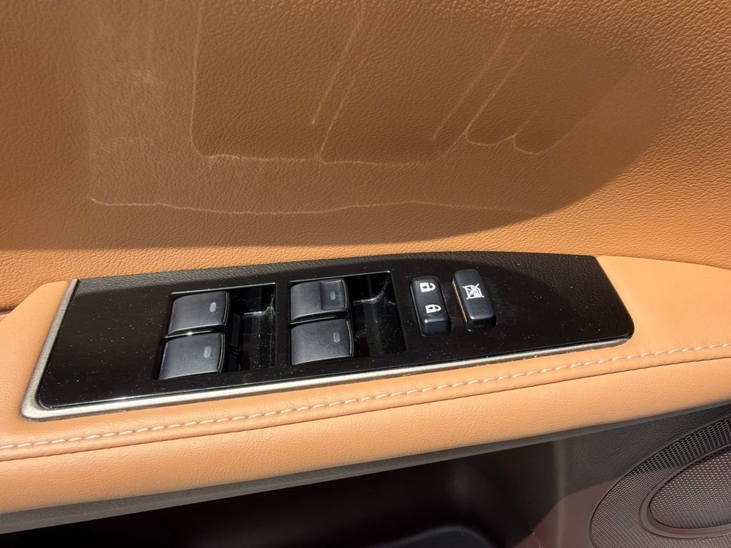 Used 2016 Lexus ES 350 w/ Luxury Package w/Wood Trim FWD image 33