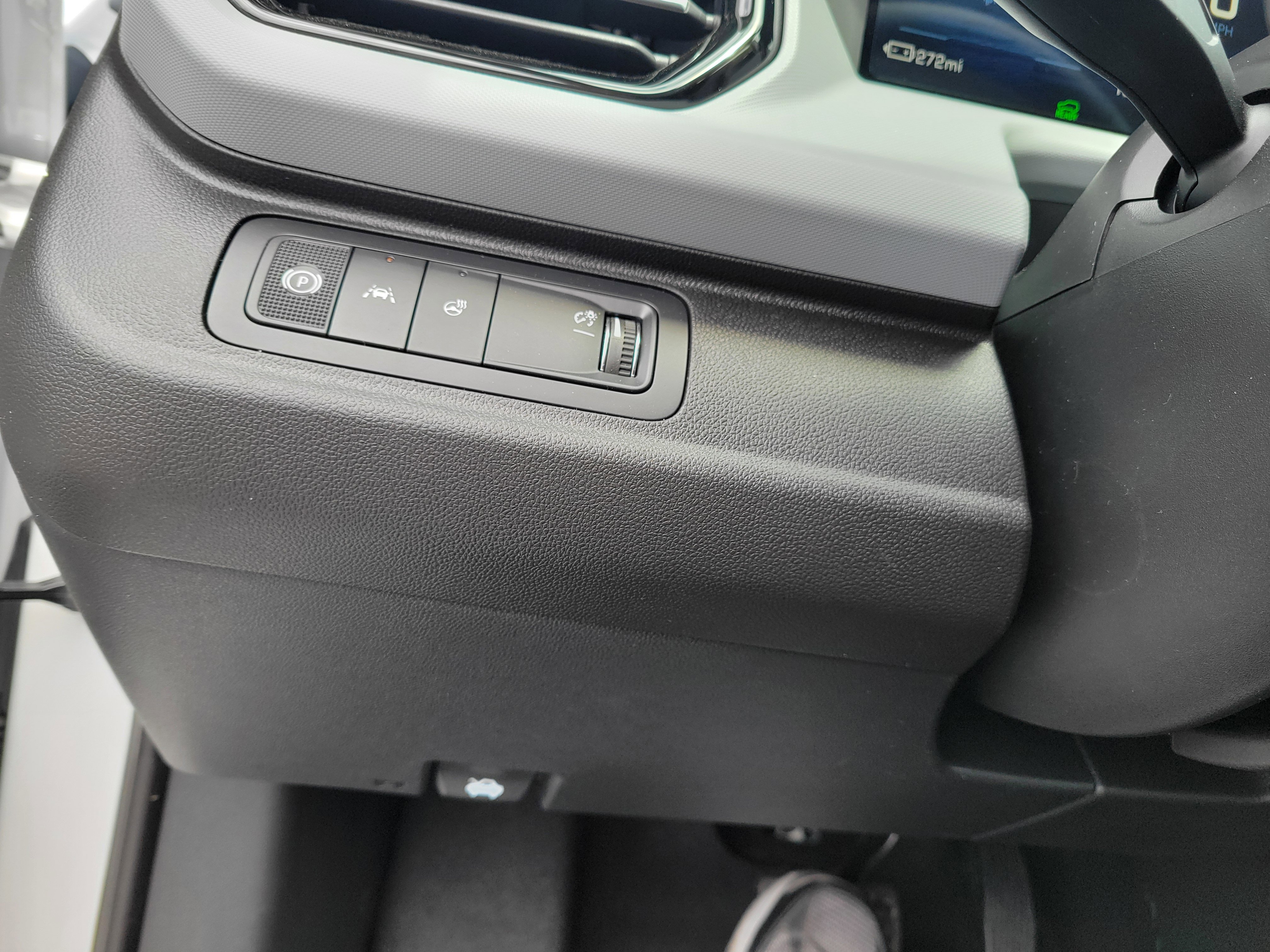 New 2027 Chevrolet Bolt LT FWD image 15