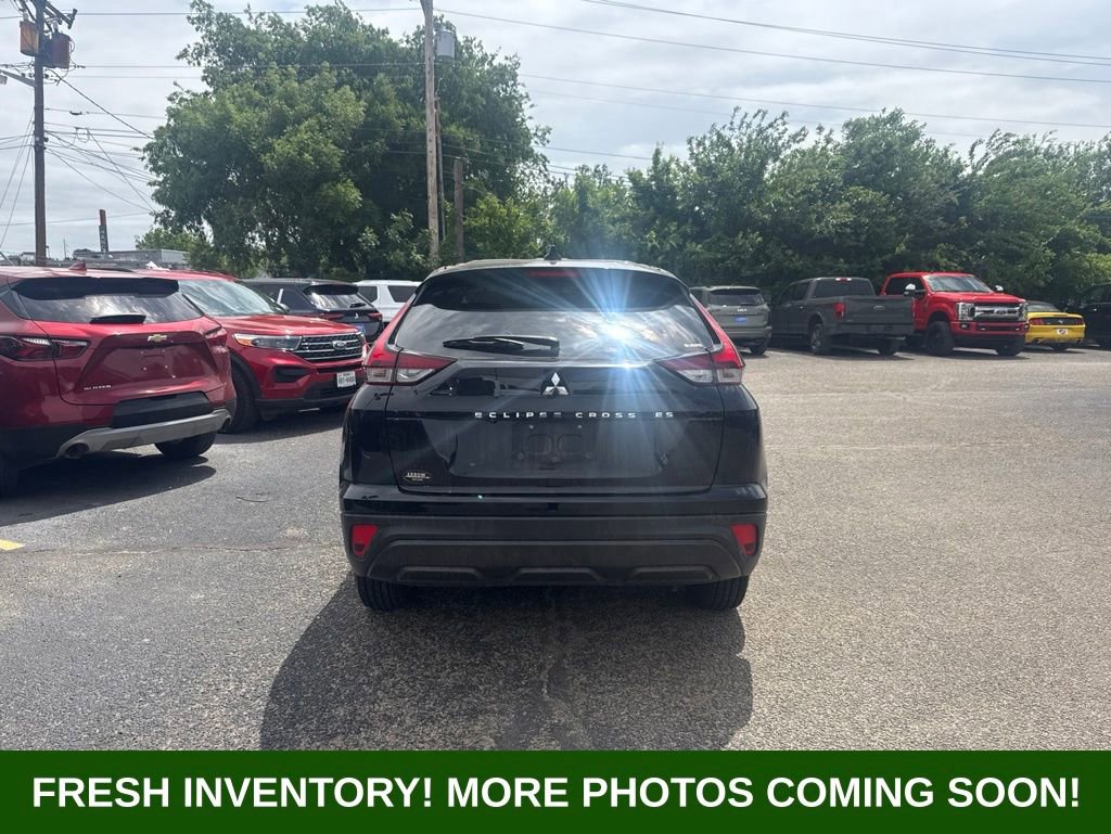 Used 2023 Mitsubishi Eclipse Cross ES AWD/4WD image 3