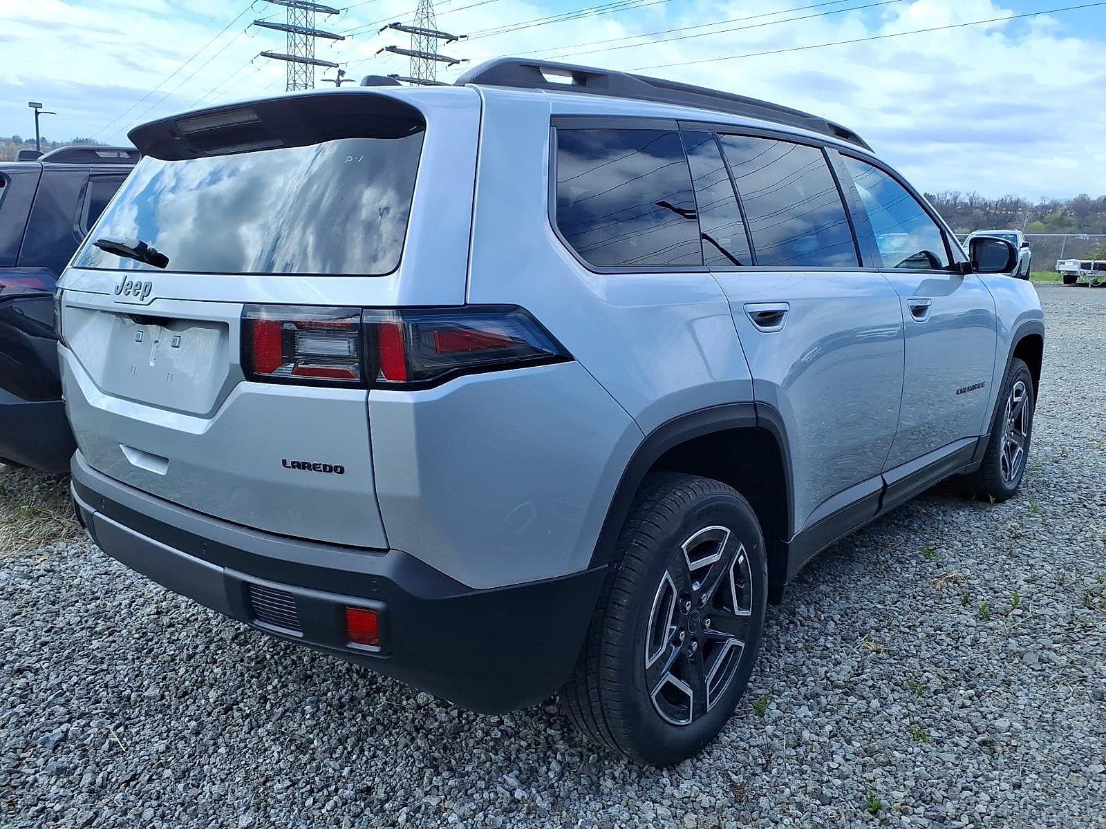 New 2026 Jeep Cherokee Laredo AWD/4WD image 3