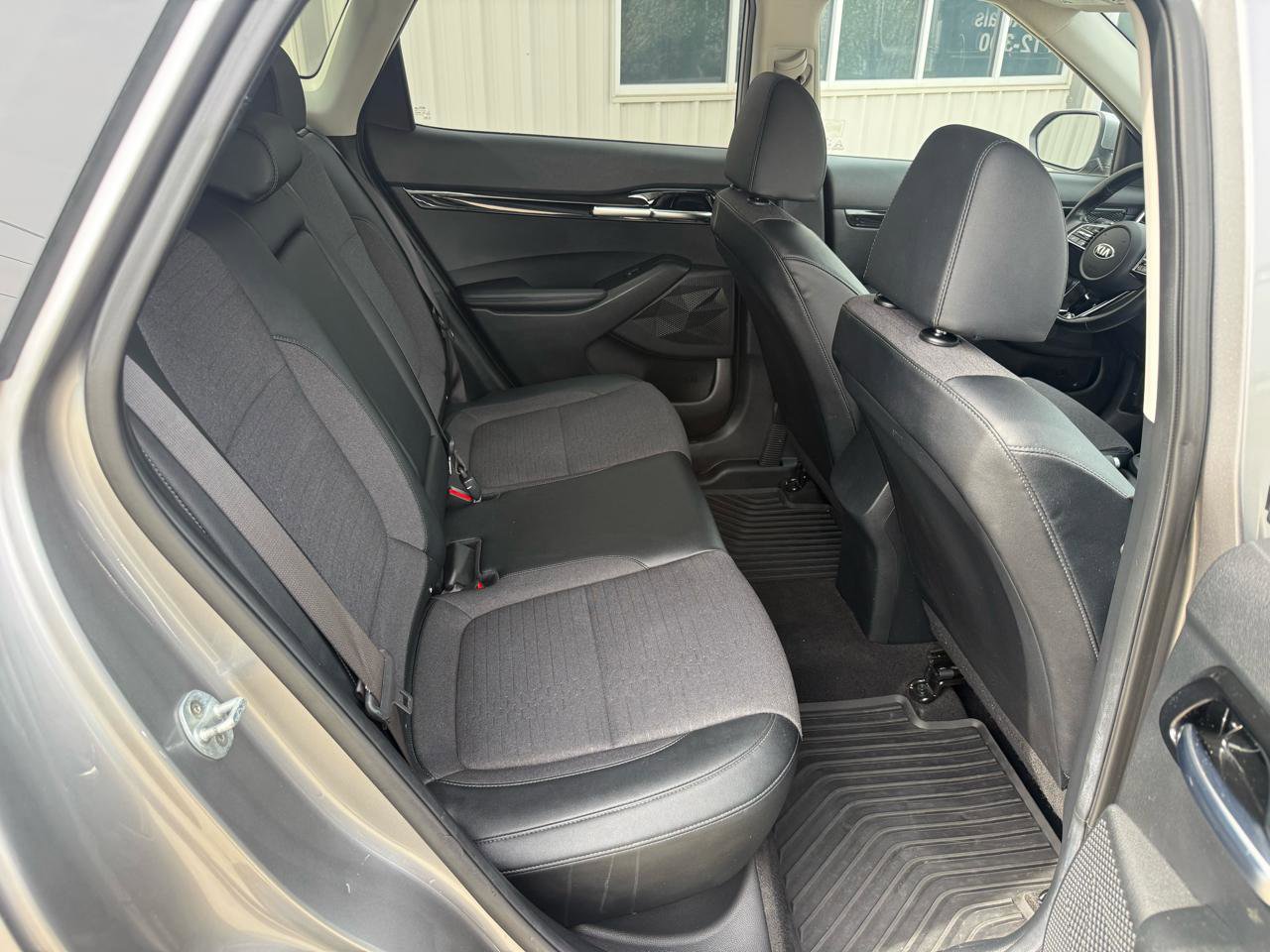 Used 2021 Kia Seltos S image 12