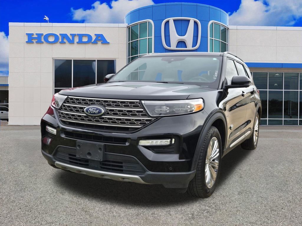 Used 2023 Ford Explorer King Ranch w/ Technology Package RWD image 4