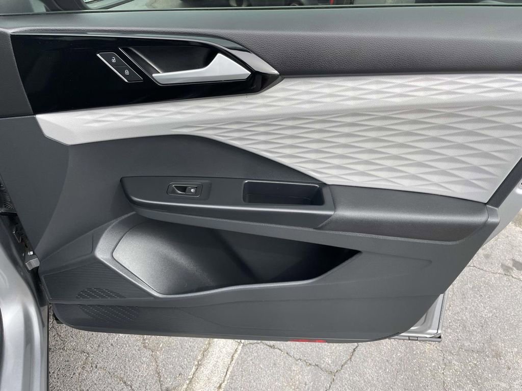 Used 2023 Volkswagen Taos S image 45