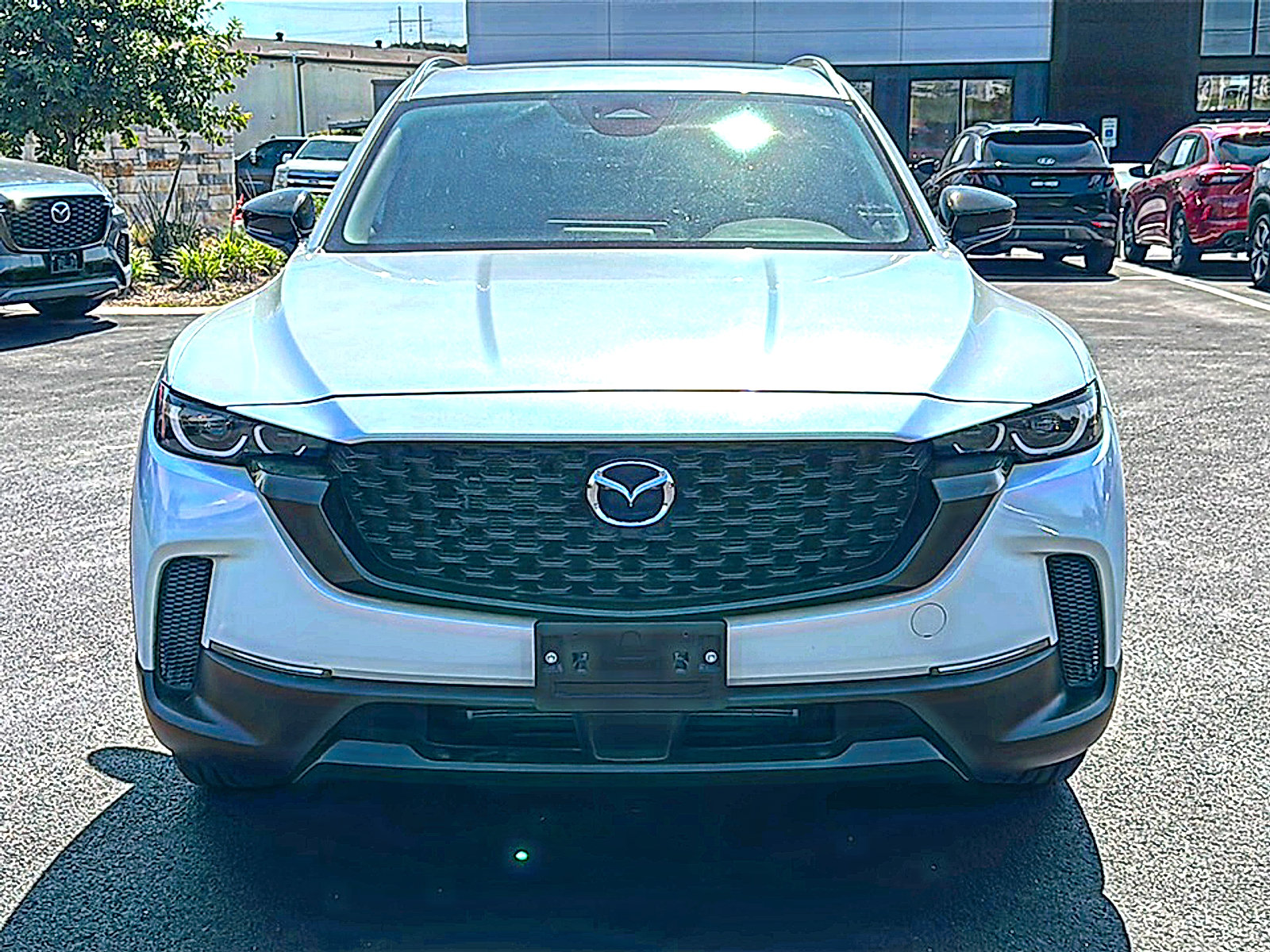 Used 2025 MAZDA CX-50 AWD 2.5 S w/ Premium Package image 11