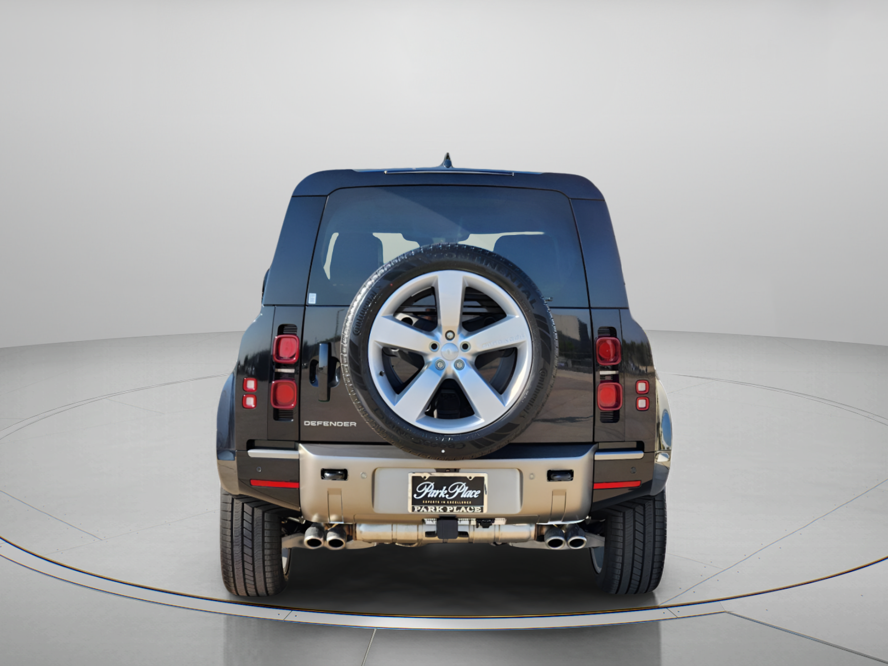 New 2025 Land Rover Defender 110 X-Dynamic SE AWD/4WD image 4