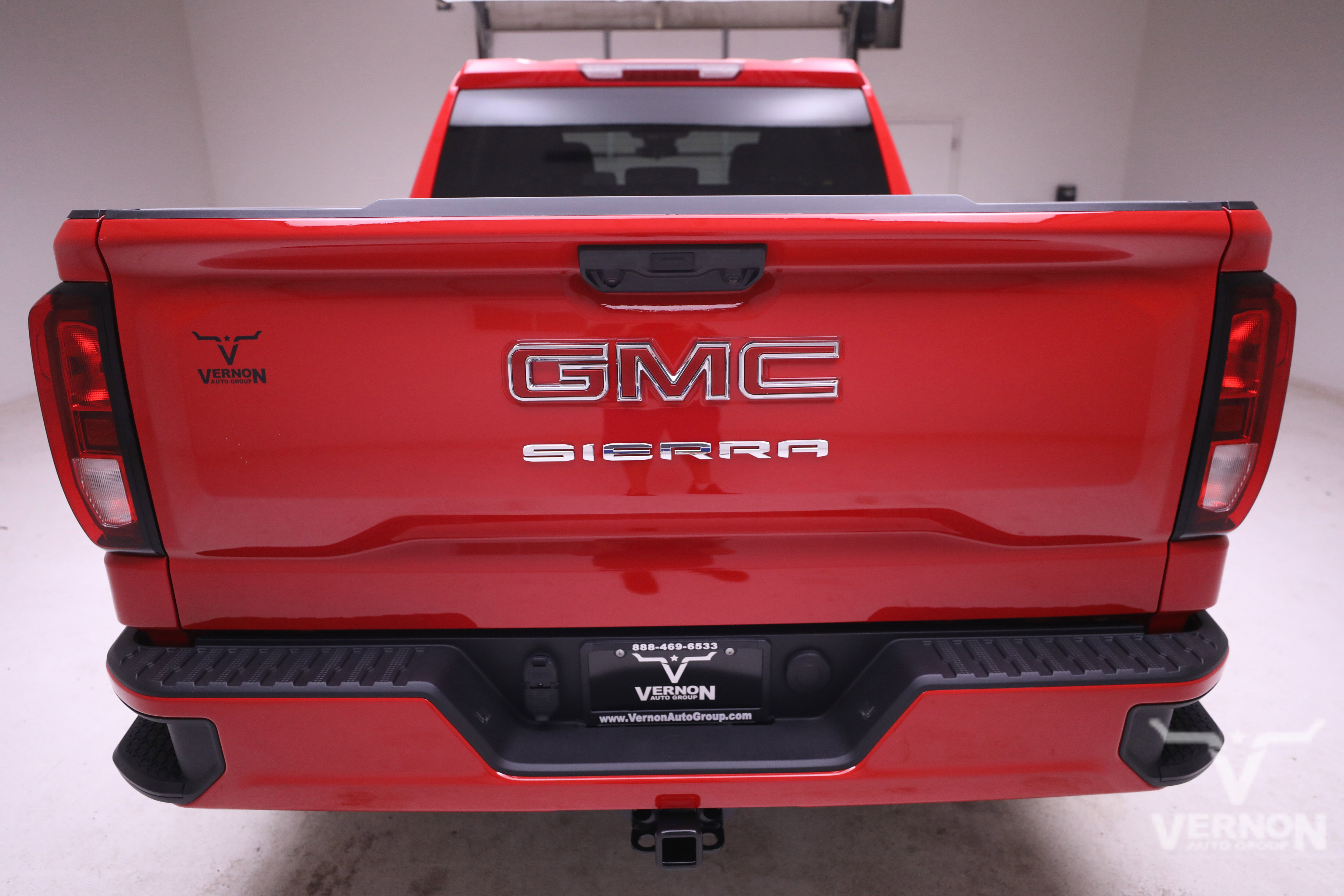 New 2026 GMC Sierra 1500 Pro w/ Graphite Edition image 4