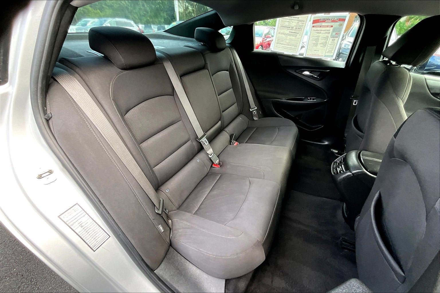 Used 2020 Chevrolet Malibu LT FWD image 25