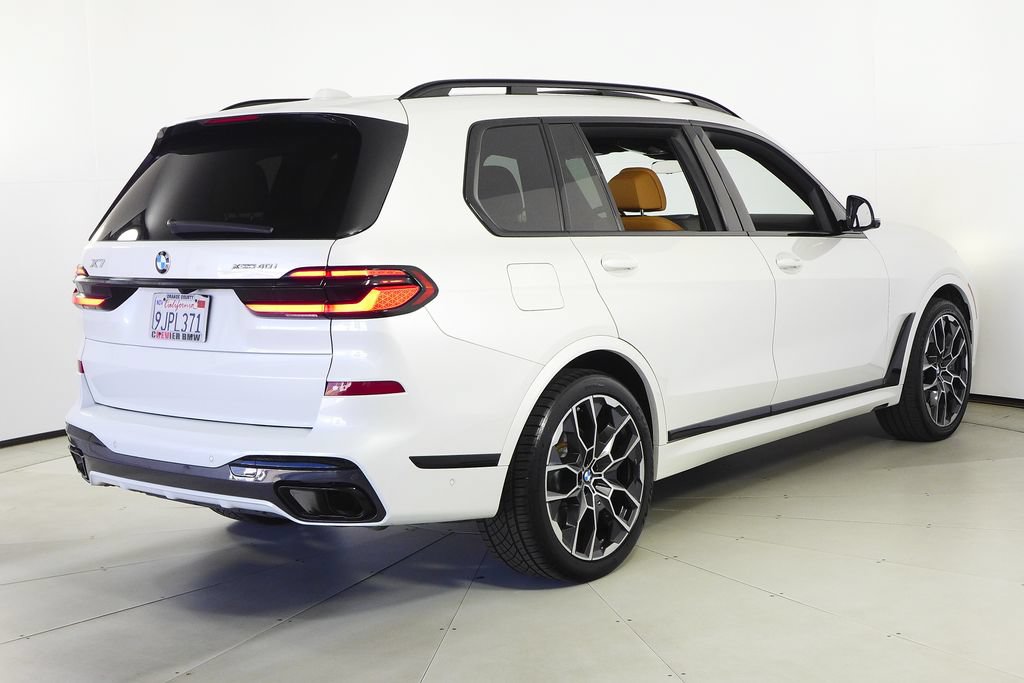 Used 2024 BMW X7 xDrive40i w/ M Sport Package AWD/4WD image 7