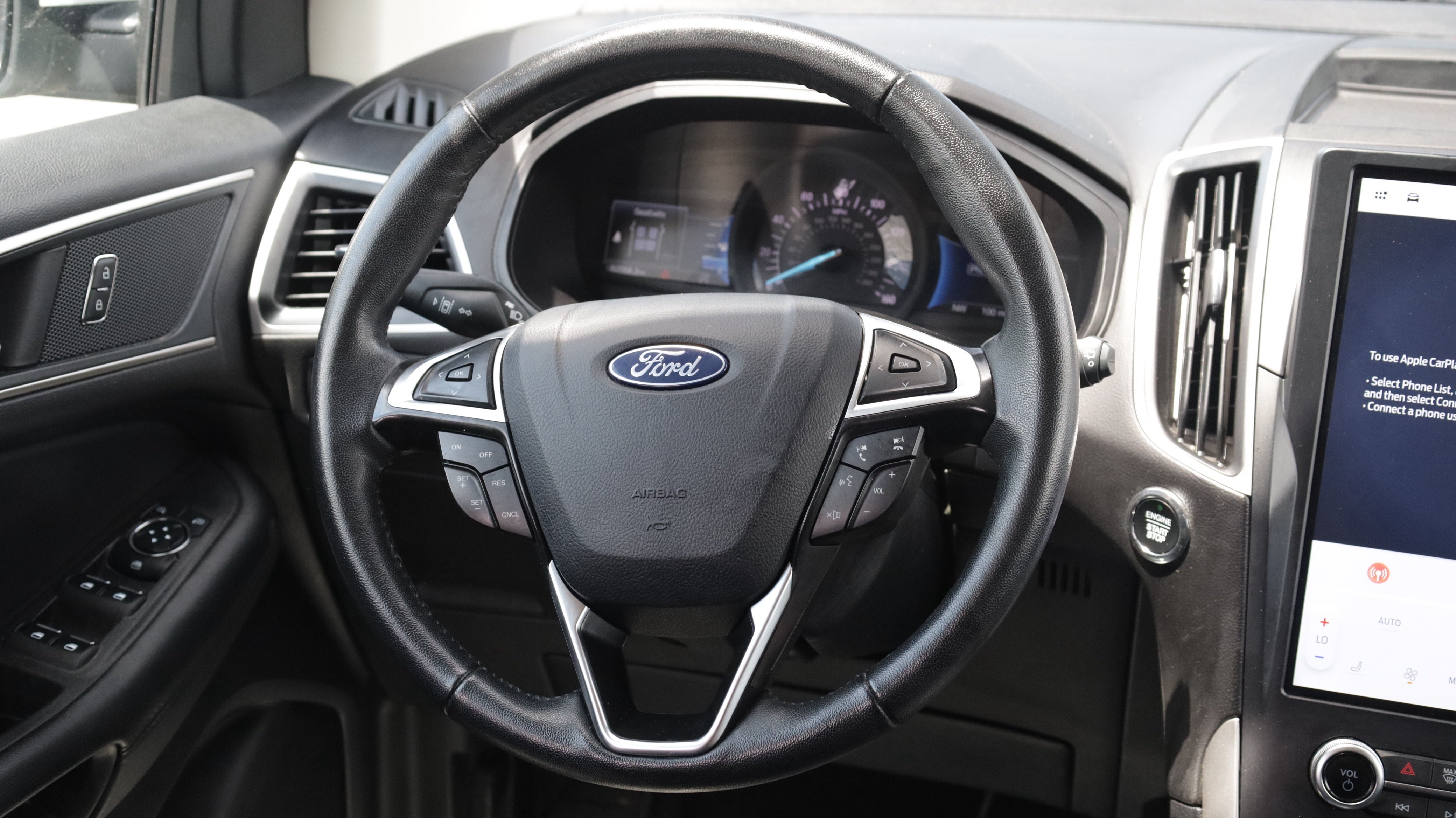 Used 2024 Ford Edge SEL AWD/4WD image 7