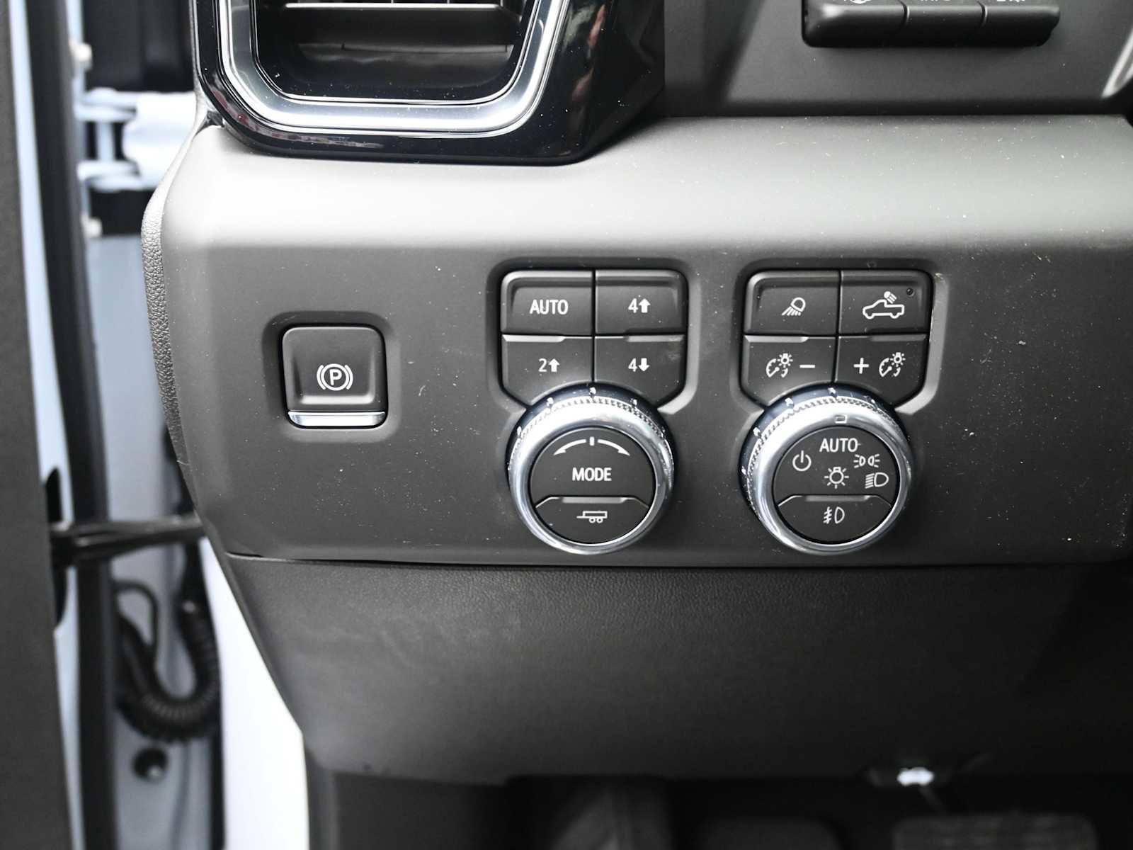 New 2026 GMC Sierra 1500 Denali w/ Technology Package AWD/4WD image 11