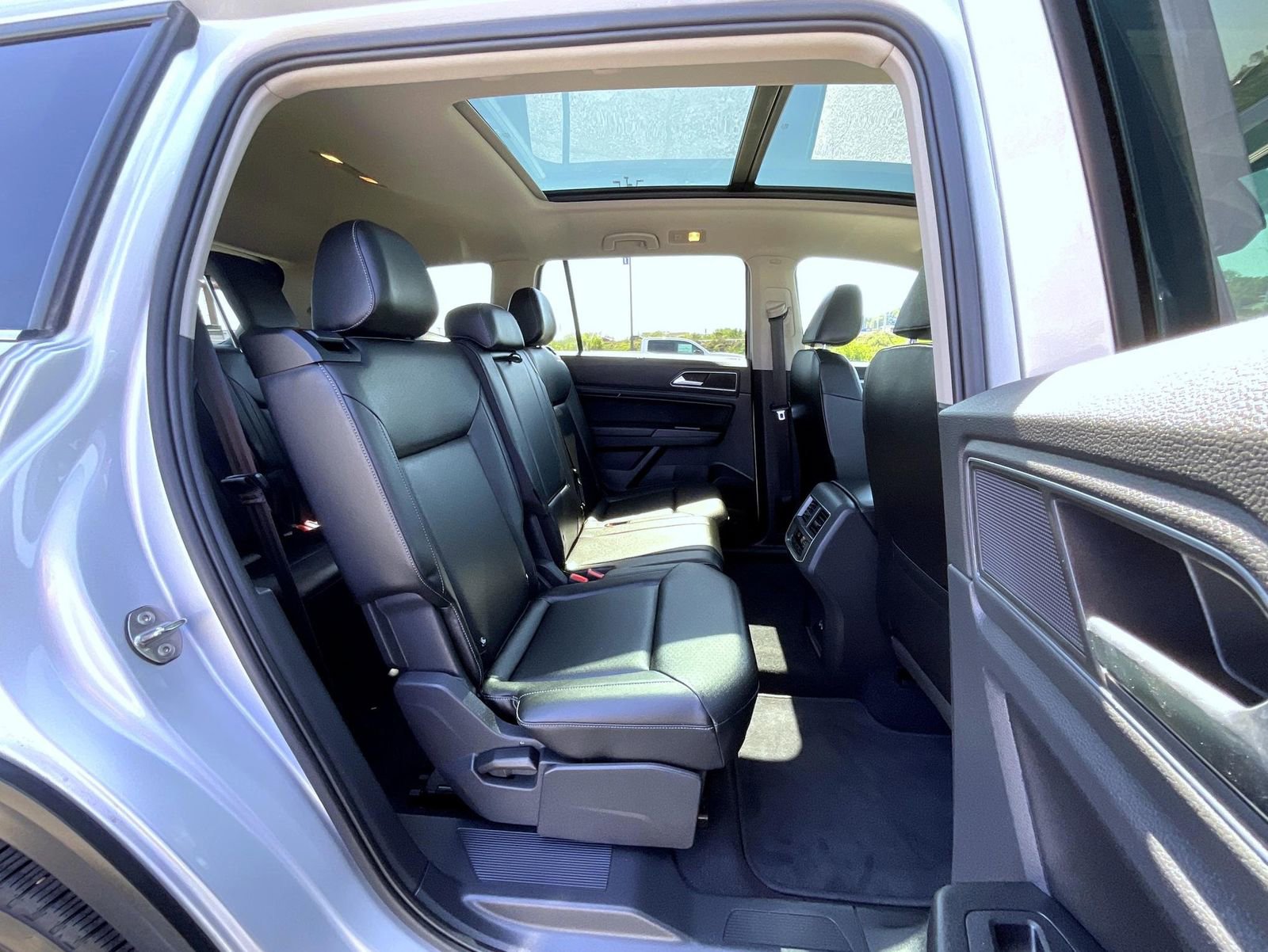 Used 2019 Volkswagen Atlas SEL image 17