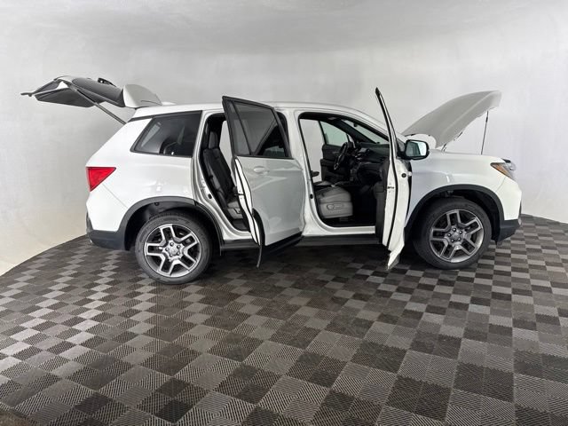 Certified 2023 Honda Passport EX-L image 14