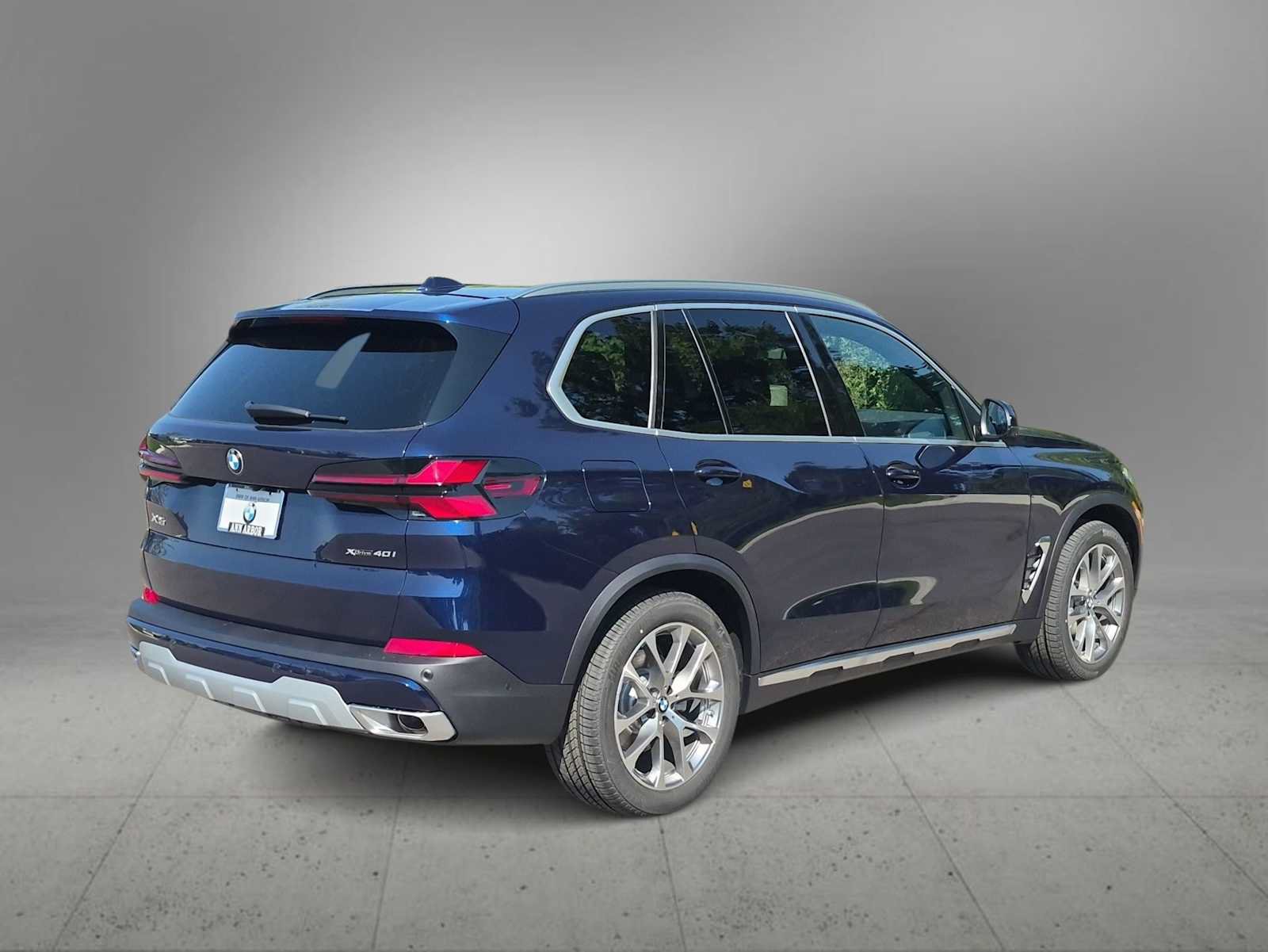 New 2026 BMW X5 xDrive40i AWD/4WD image 8