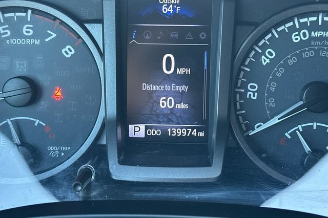 Used 2016 Toyota Tacoma TRD Off-Road w/ Towing Package RWD image 27