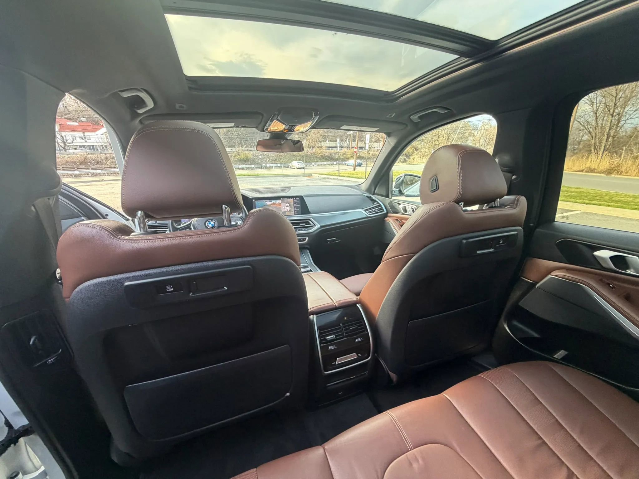 Used 2019 BMW X5 xDrive40i w/ Premium Package 2 image 27