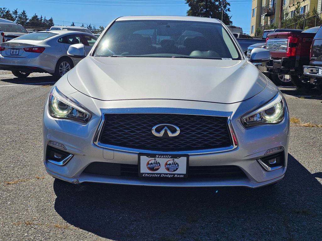 Used 2019 INFINITI Q50 Luxe w/ All Weather Package (L93) AWD/4WD image 3