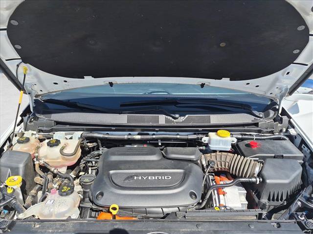 Used 2018 Chrysler Pacifica Limited w/ Advanced Safetytec Group FWD image 28