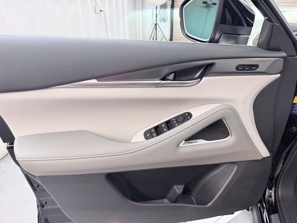New 2027 INFINITI QX60 Luxe w/ Cargo Package FWD image 12
