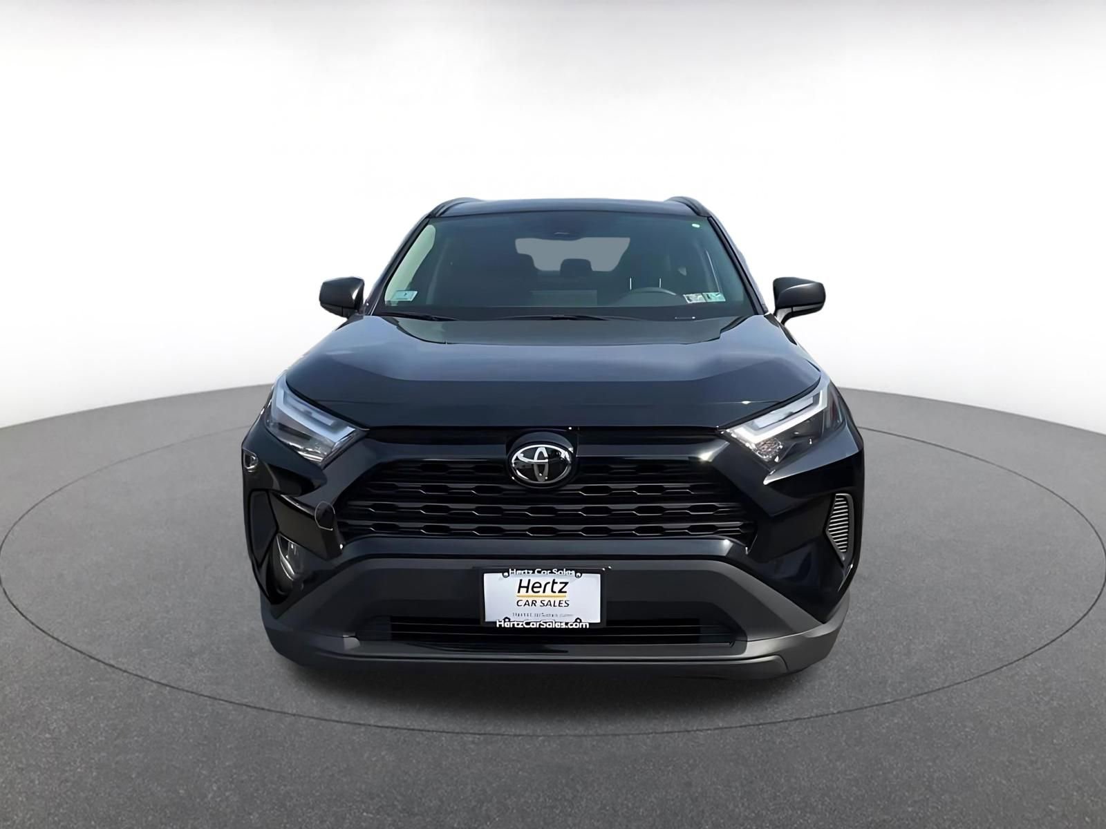 Used 2025 Toyota RAV4 LE image 5