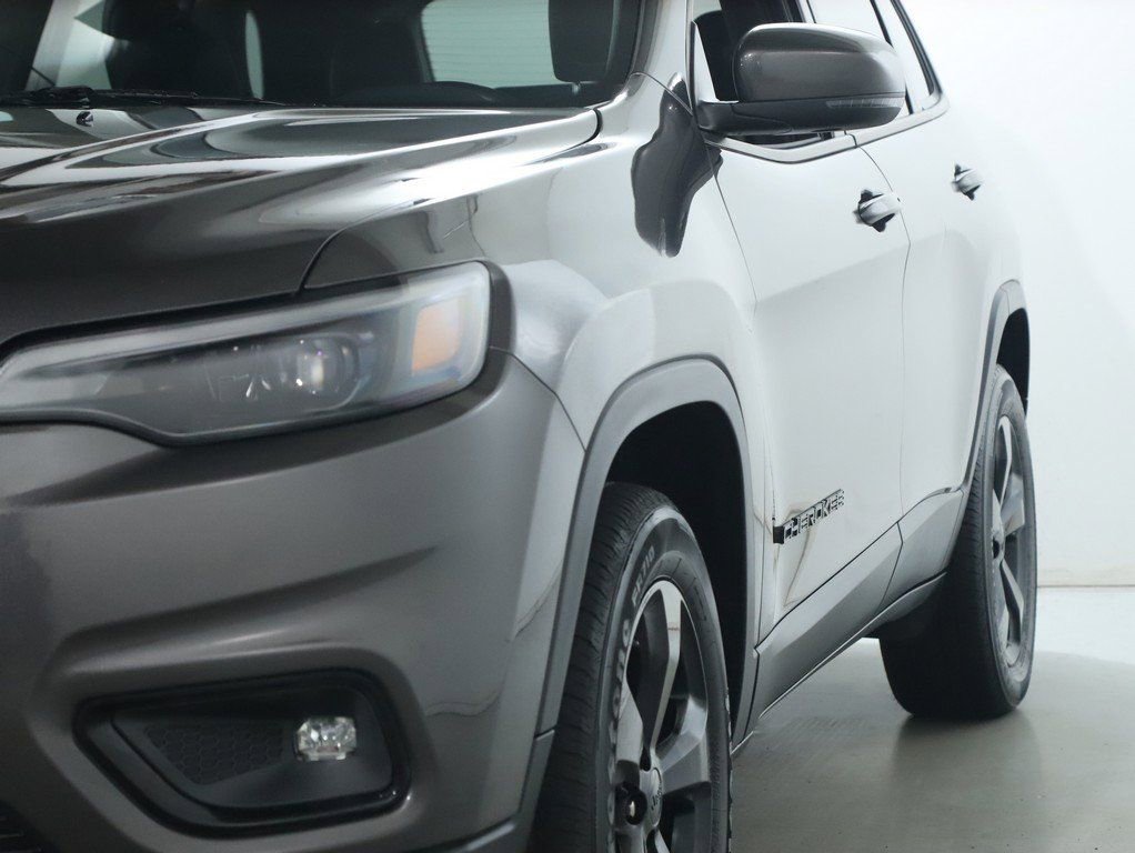 Used 2019 Jeep Cherokee Latitude Plus image 4