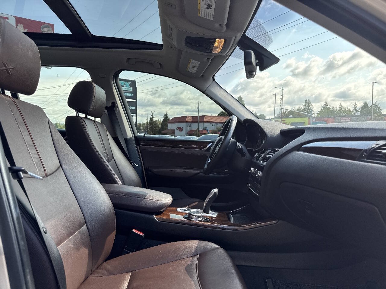 Used 2016 BMW X3 xDrive28i w/ Premium Package AWD/4WD image 15