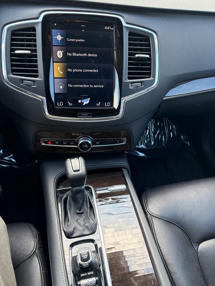 Used 2019 Volvo XC90 T6 Momentum w/ Protection Package Premier AWD/4WD image 14