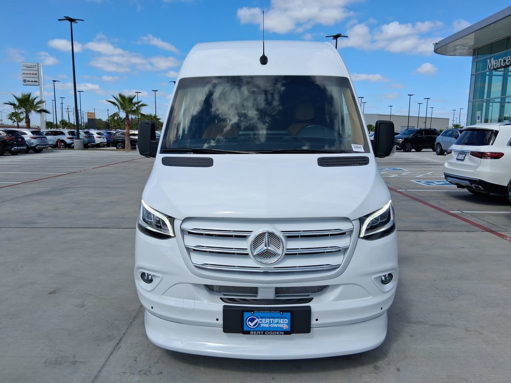 Used 2023 Mercedes-Benz Sprinter 3500 video 2