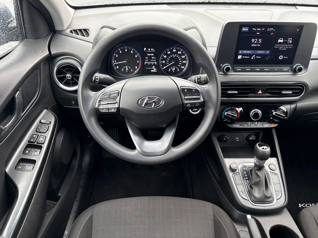 Used 2022 Hyundai Kona SEL image 16