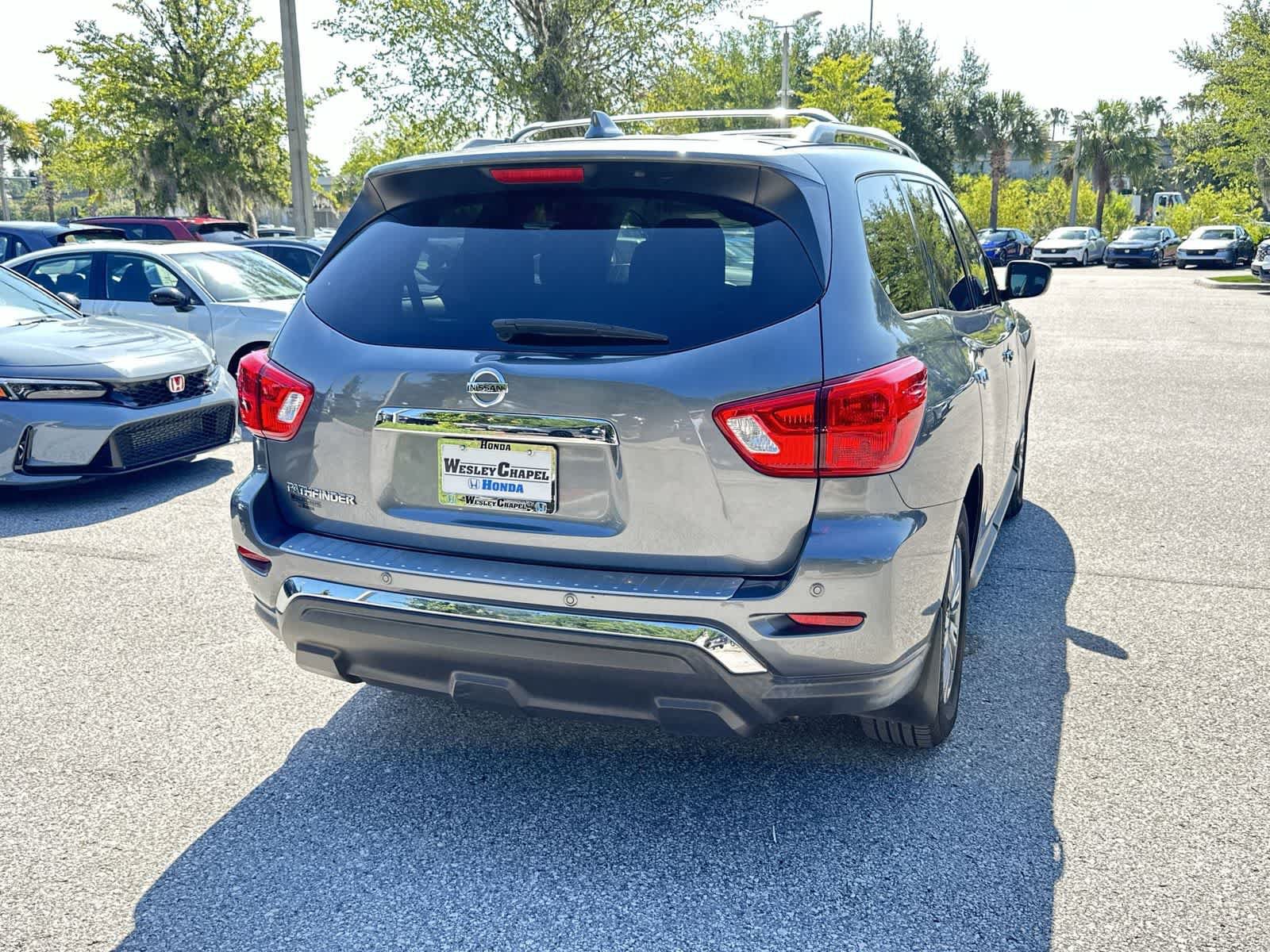 Used 2020 Nissan Pathfinder S FWD image 6
