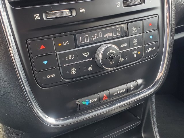 Used 2019 Dodge Grand Caravan GT FWD image 18