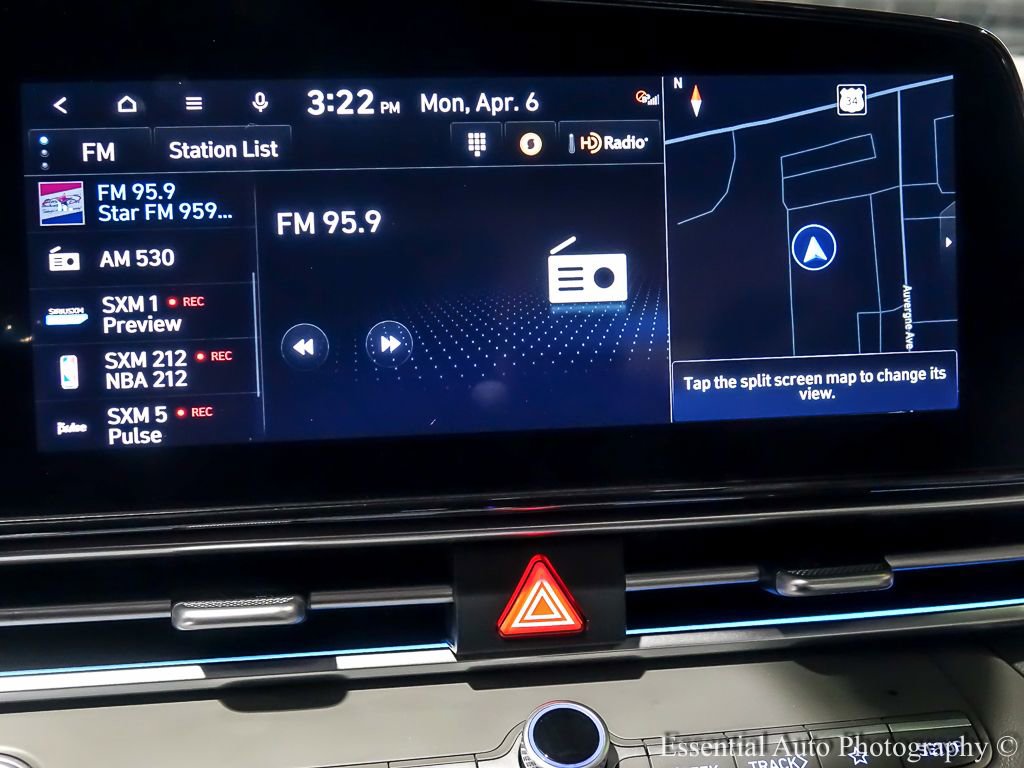 Used 2025 Hyundai Elantra SEL image 27