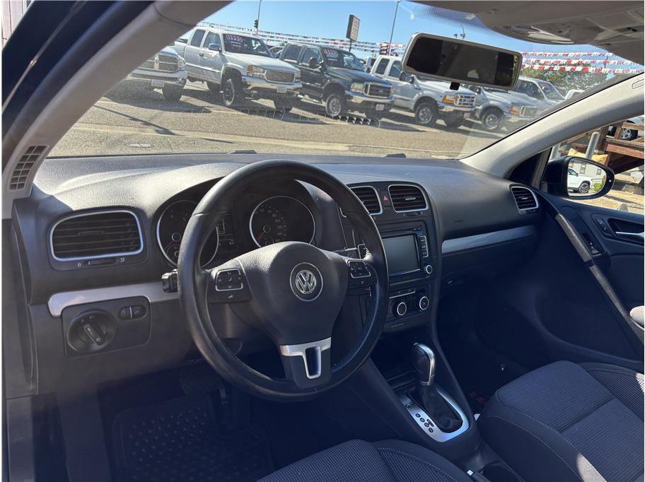 Used 2013 Volkswagen Golf 4-Door image 13