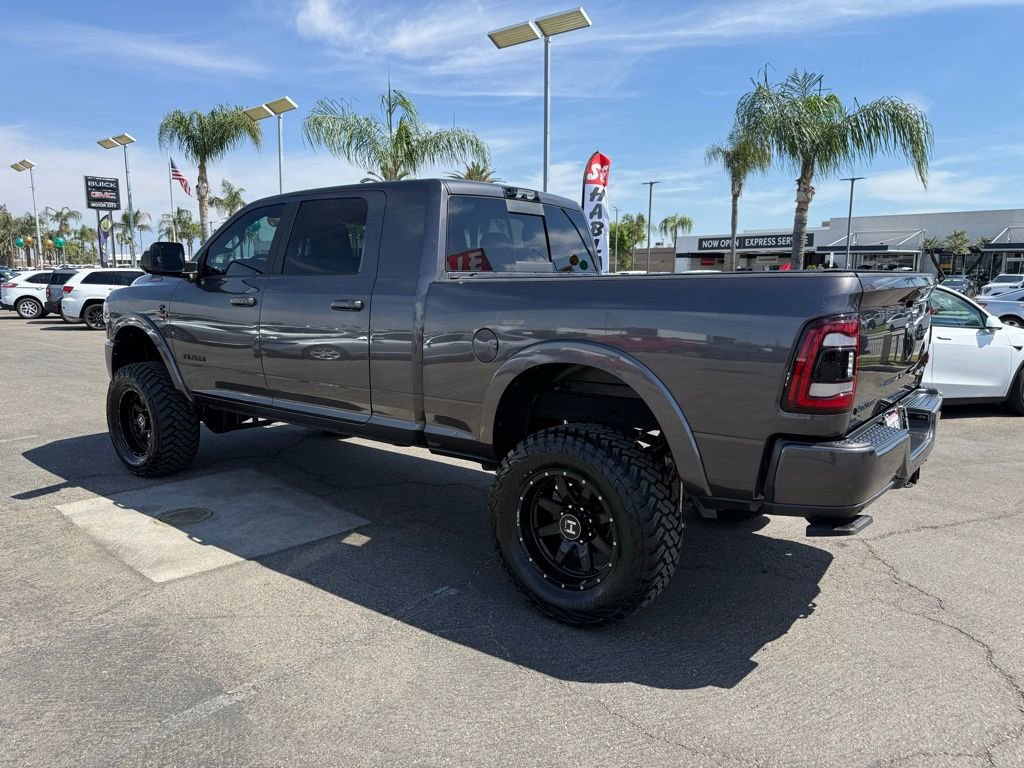 Used 2022 RAM 2500 Laramie AWD/4WD image 4