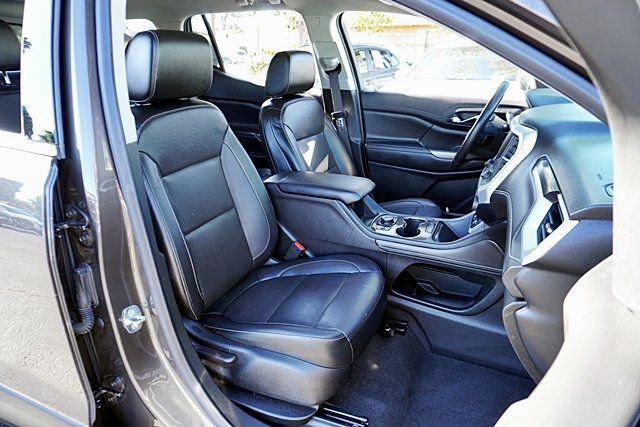 Used 2020 GMC Acadia SLT image 12