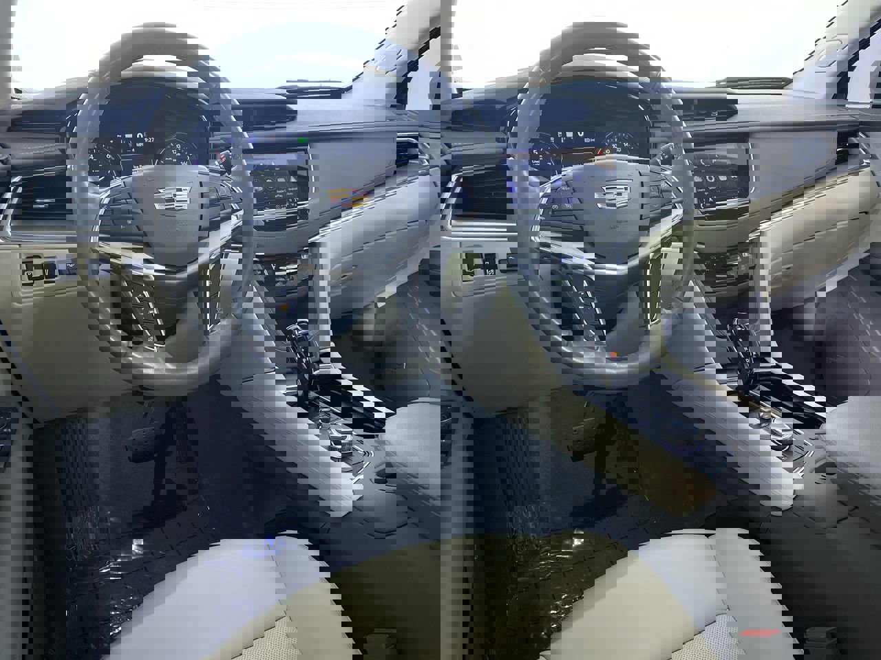 Certified 2023 Cadillac XT5 Premium Luxury w/ Technology Package image 2