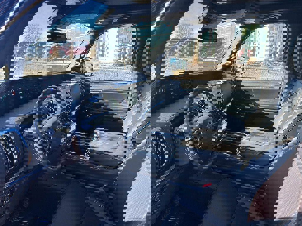 New 2026 Ford Expedition Platinum w/ Stealth Appearance Package image 8