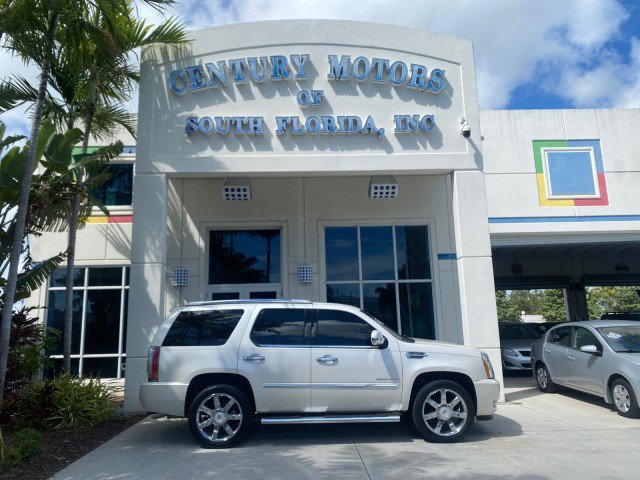 Used 2013 Cadillac Escalade Luxury