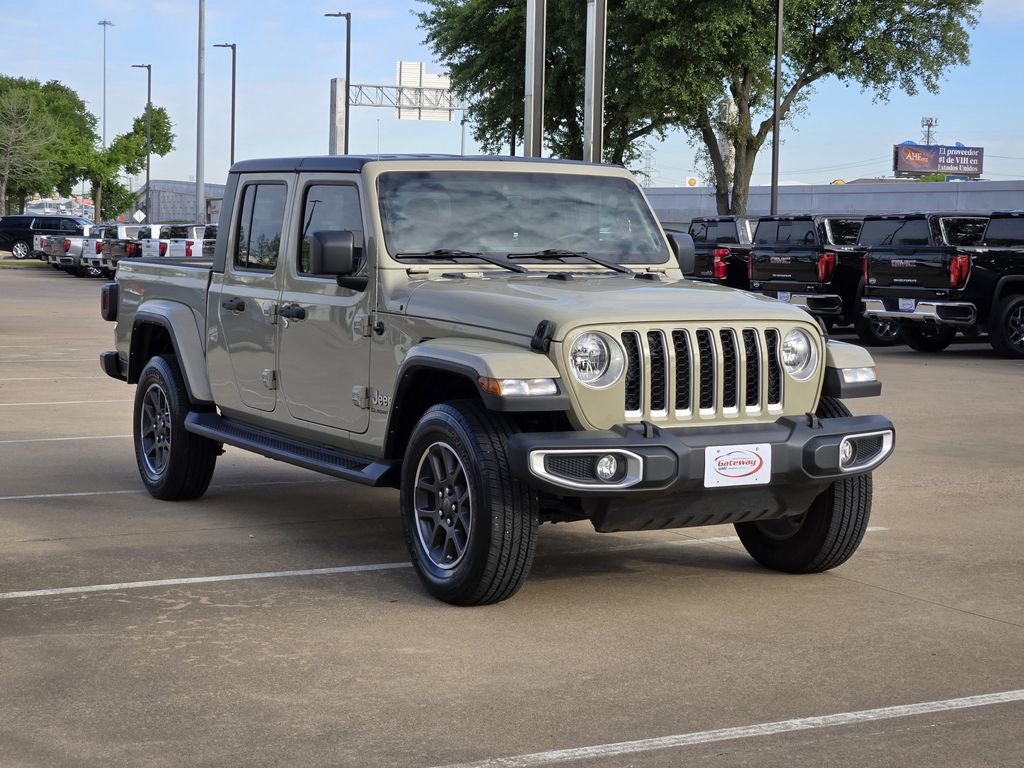 Used 2022 Jeep Gladiator Overland w/ Popular Equipment Package AWD/4WD image 3