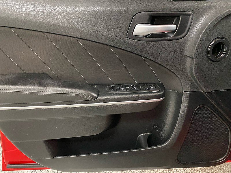 Used 2022 Dodge Charger SXT image 10
