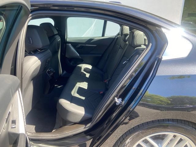 Used 2024 BMW 530i xDrive w/ Convenience Package AWD/4WD image 11