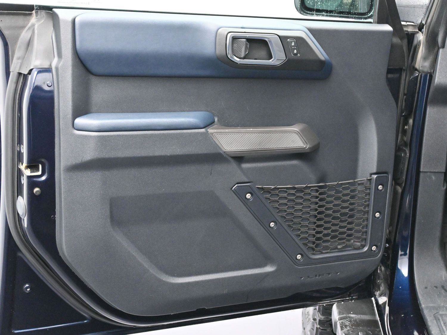 Used 2021 Ford Bronco Outer Banks image 11